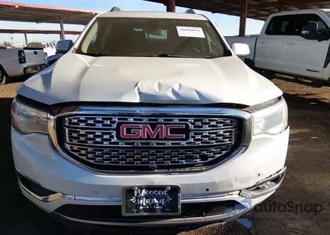 2017 GMC Acadia Denali z USA, uszkodzony, nr VIN 1GKKNPLS6HZ186610